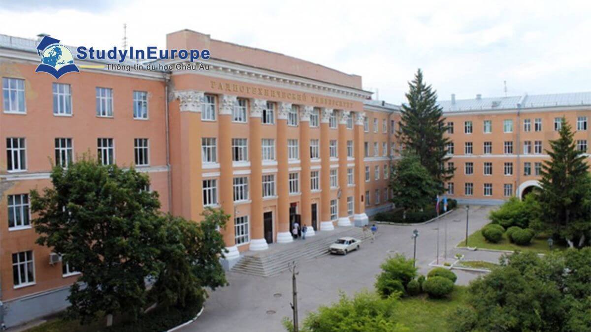 Review Trường Đại học vô tuyến điện tử Ryazan (Ryazan State Radio Engineering University)