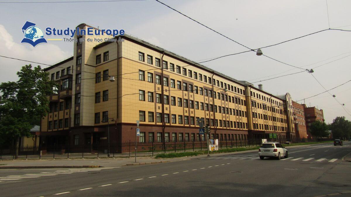 Review Trường Đại học Y khoa Nhi khoa Quốc gia Saint Petersburg (Saint Petersburg State Pediatric Medical University)