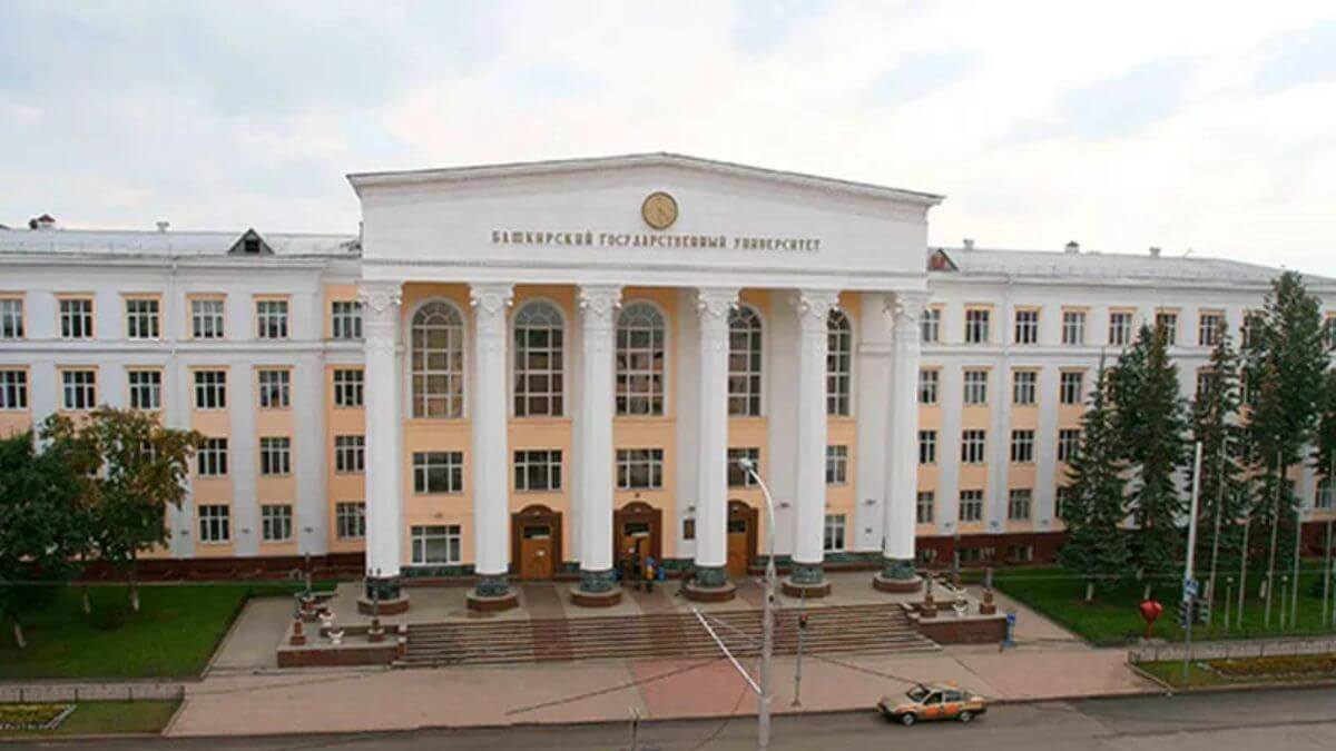 Trường Đại học Y khoa Quốc gia Bashkir là điểm đến mang lại cho sinh viên những cơ hội học tập và nghiên cứu đáng quý