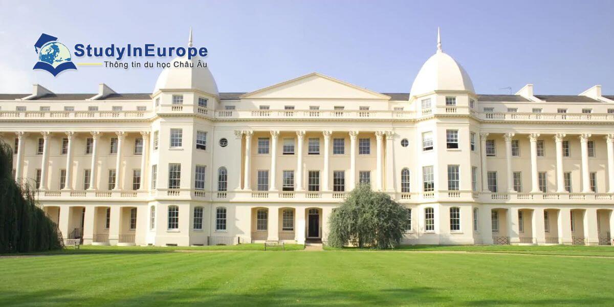 Review Trường Kinh doanh London (London Business School)