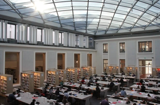 Trường Đại học Rennes 1 luôn tạo điều kiện thuận lợi để sinh viên học tập và rèn luyện