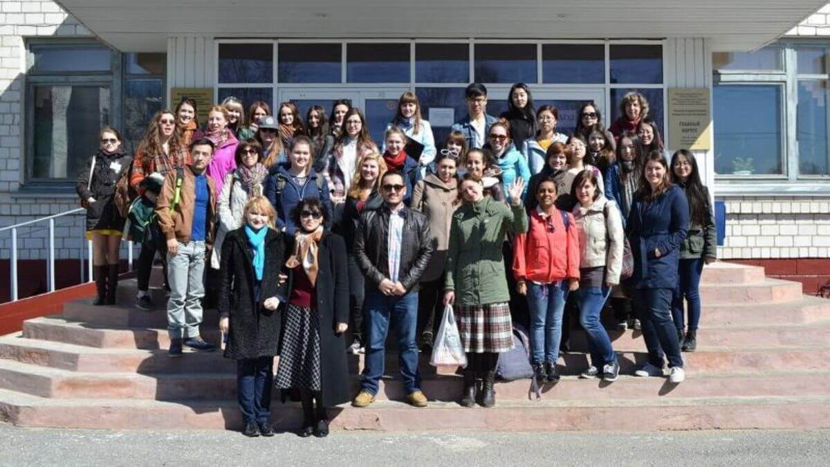 Sinh viên sẽ được hòa mình vào môi trường học tập thân thiện khi đến với trường Đại học bang Bunin Yelets