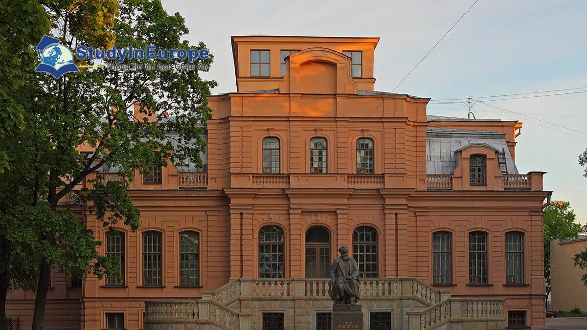 Review Trường Đại học Quốc gia Lesgaft (Lesgaft National State University of Physical Education Sport and Health)