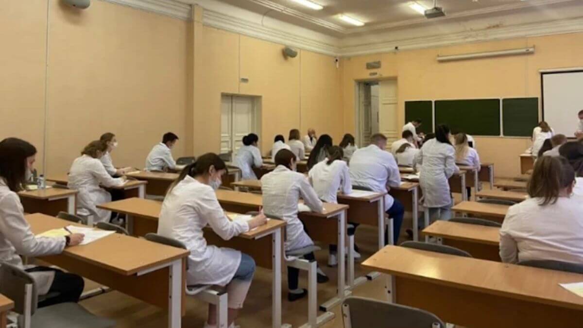 Những tiết học tại trường Đại học Y khoa Perm