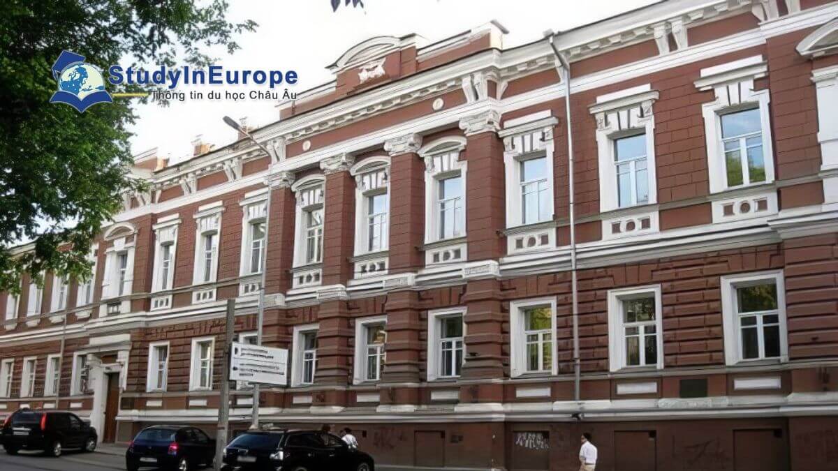 Review Trường Đại học Y khoa Perm (Perm State Medical University)