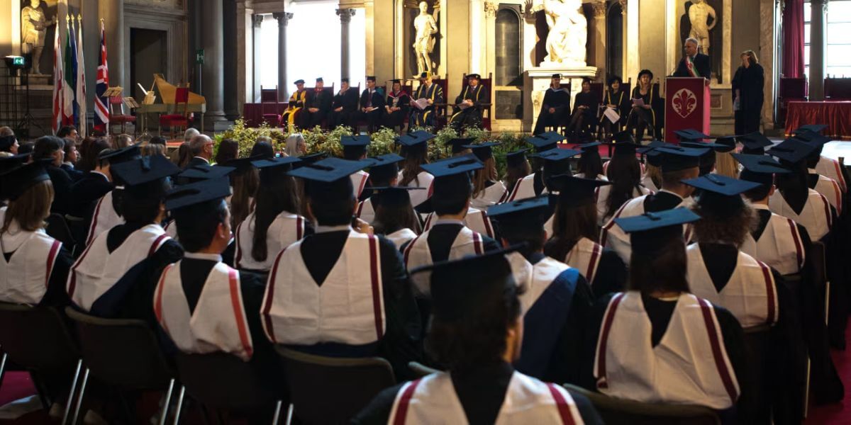 Trường Kinh tế châu Âu luôn đồng hành cùng sinh viên trên con đường học tập