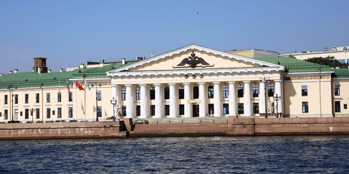 Trường Đại học Khai thác Saint Petersburg là cơ sở giáo dục có chất lượng cao tại Nga