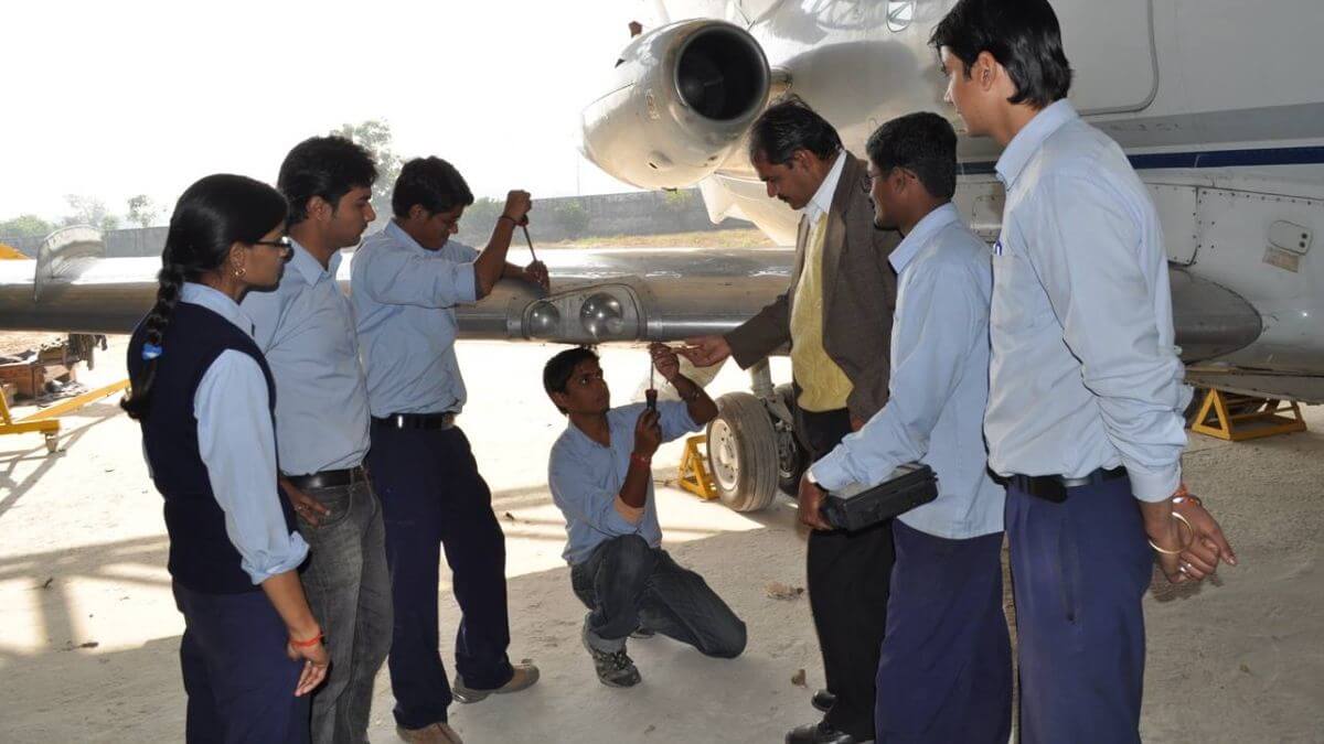 Trường Đại học Kỹ thuật Hàng không Rybinsk luôn mang đến cho sinh viên những chương trình học gắn liền với thực tiễn