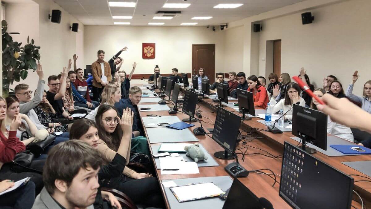 Bầu không khí học tập sôi nổi tại trường Đại học Quy hoạch Sử dụng Đất đai