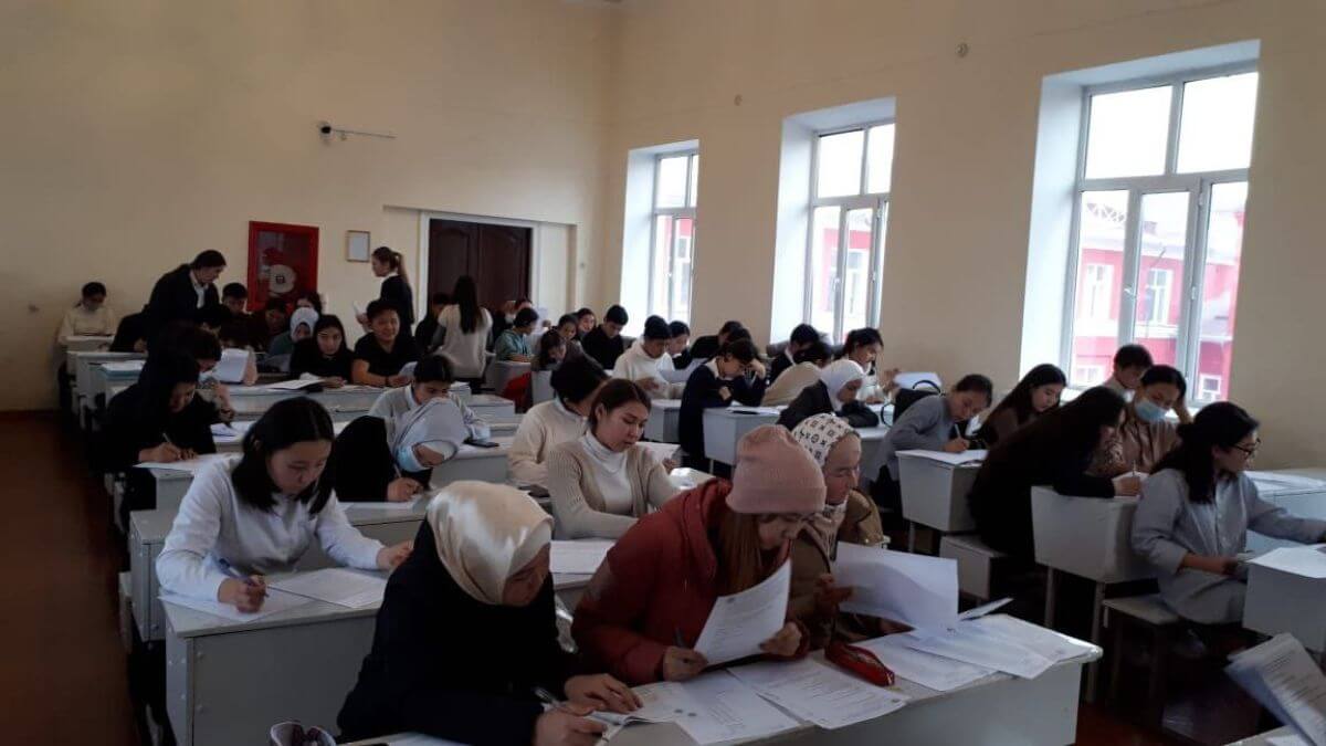 Trường Đại học Sư phạm Chuvash luôn chào đón mọi sinh viên đến tham gia học tập và rèn luyện