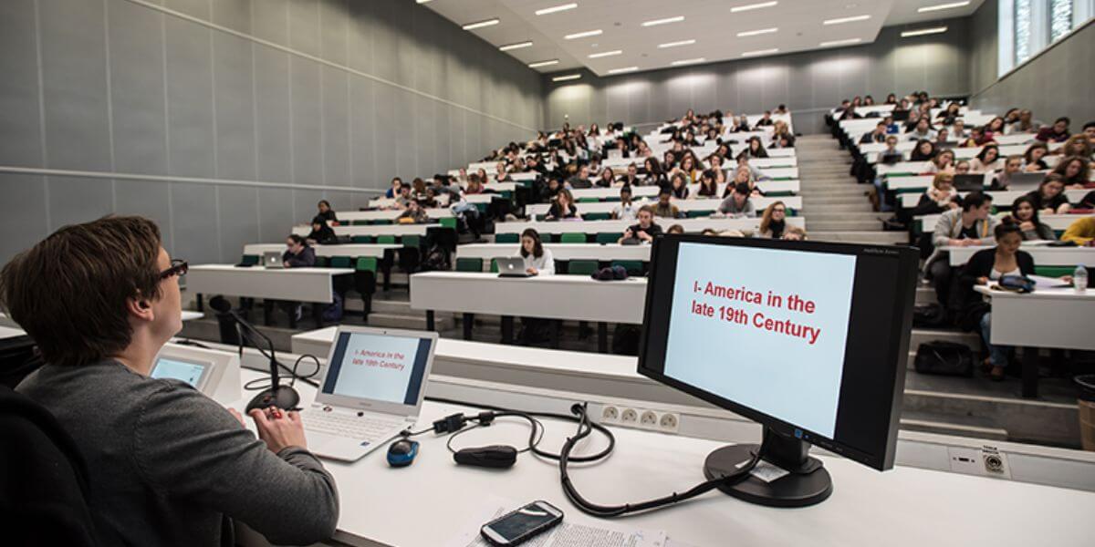 Các giảng viên của trường Đại học Toulouse-Jean Jaures luôn hỗ trợ hết mình cho sinh viên trong học tập