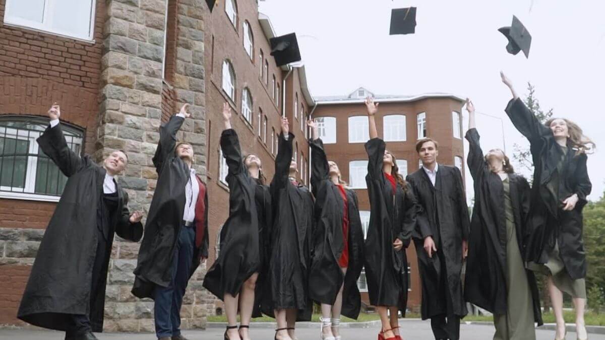 Học viện Chăn nuôi Bò sữa Vologda luôn đồng hành cùng sinh viên trên con đường học tập