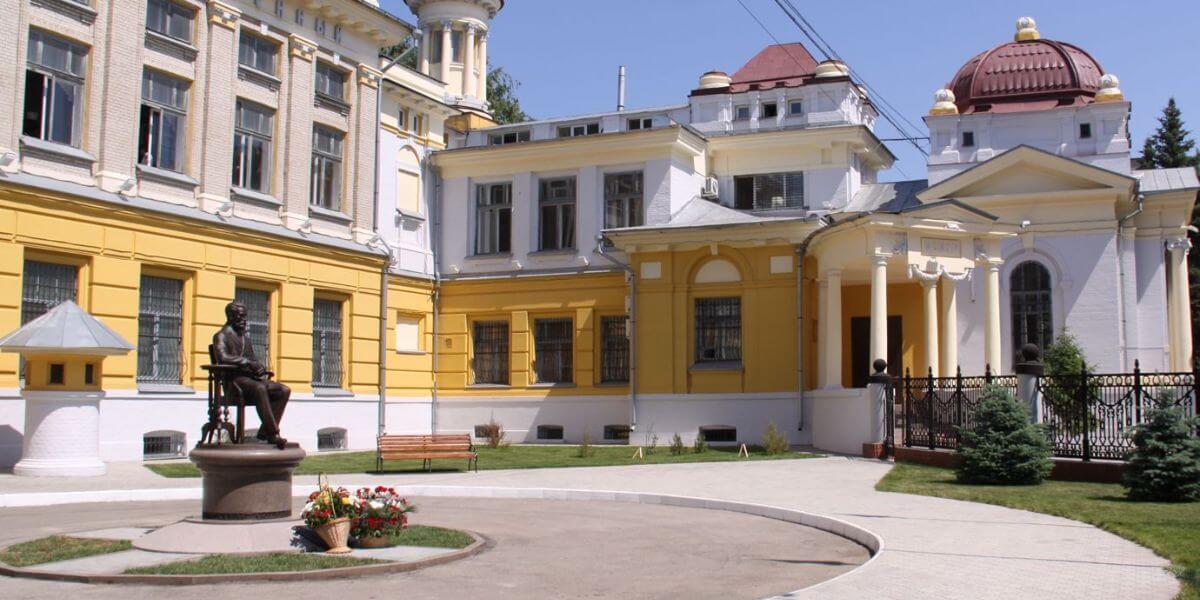 Trường Đại học bang Saratov là điểm đến lý tưởng để sinh viên trau dồi kiến thức, rèn luyện kỹ năng