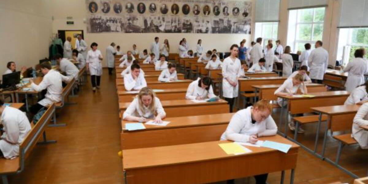 Trường Đại học bang Yaroslavl sẽ mang đến cho sinh viên nhiều cơ hội học tập và rèn luyện