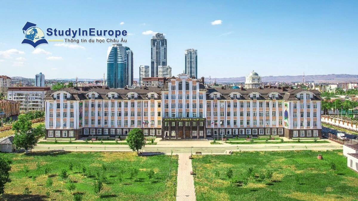 Review Trường Đại học Chechen (Chechen State University)