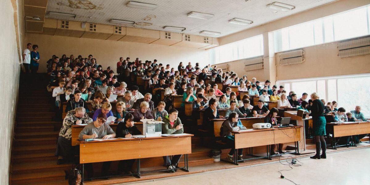 Sinh viên sẽ được hòa mình vào môi trường học tập tích cực tại trường Đại học Kỹ thuật Nhà nước Tambov