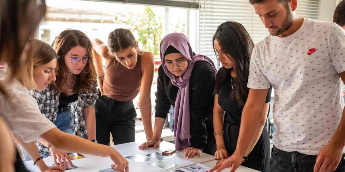 Môi trường học tập tích cực tại trường Kinh doanh EMLYON