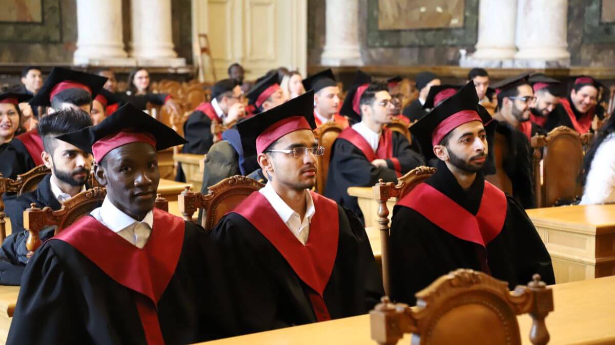 Trường Đại học Bách khoa Quốc gia Lviv luôn đồng hành cùng sinh viên trên con đường học tập và phát triển