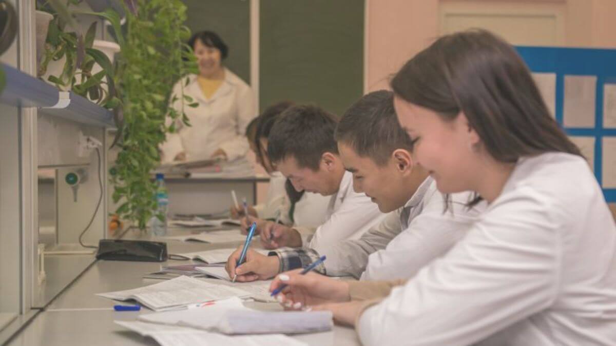 Bầu không khí học tập tích cực tại trường Đại học Nông nghiệp Công nghệ Bắc Cực