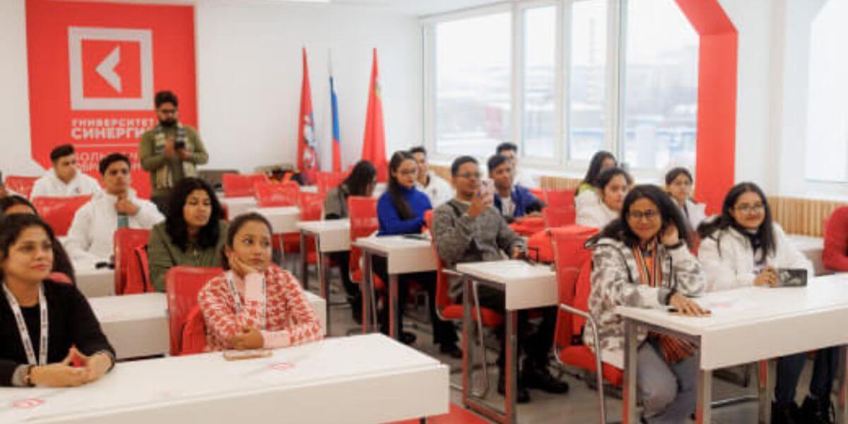 Môi trường học tập năng động tại trường Đại học Synergy