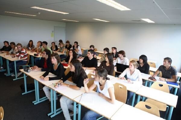 Trường Kinh doanh Rennes luôn mang đến cho sinh viên những tiết học thú vị, hữu ích