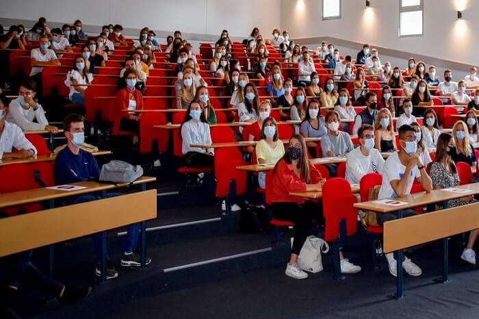 Trường Quản lý ESSCA luôn tạo điều kiện thuận lợi để sinh viên học tập và phát triển