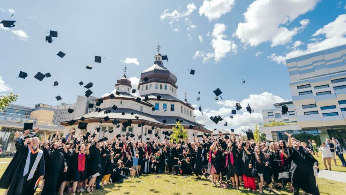 Trường Đại học Công giáo Ukraina sẽ đồng hành cùng sinh viên trên con đường học tập, rèn luyện