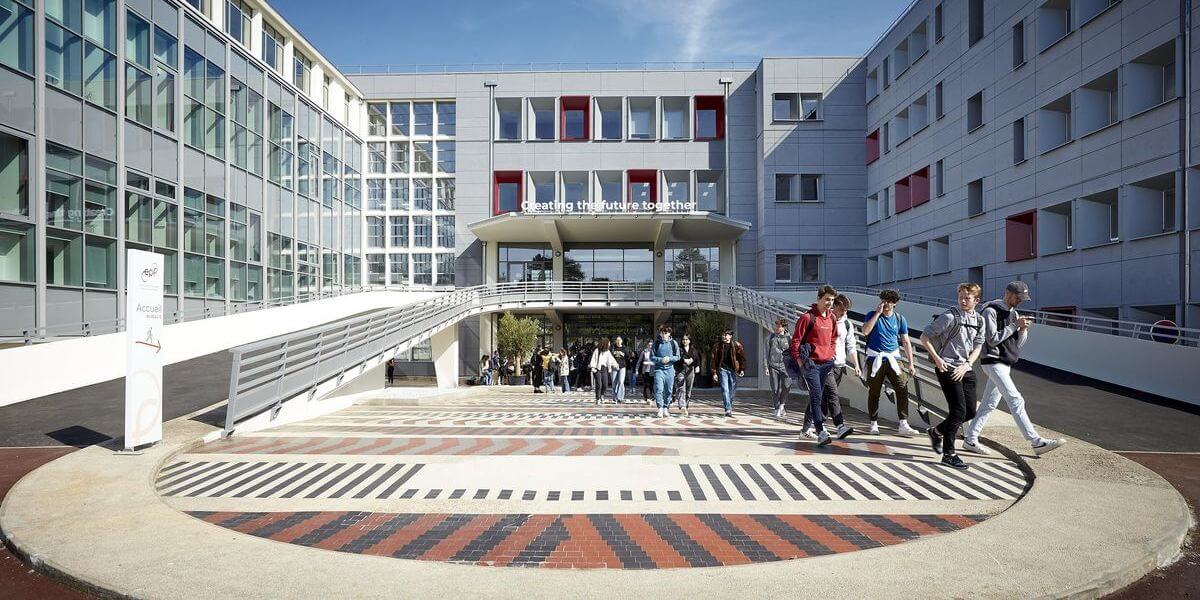 Trường Đại học Kỹ thuật EPF là điểm đến mang lại cho sinh viên nhiều trải nghiệm học tập đáng nhớ