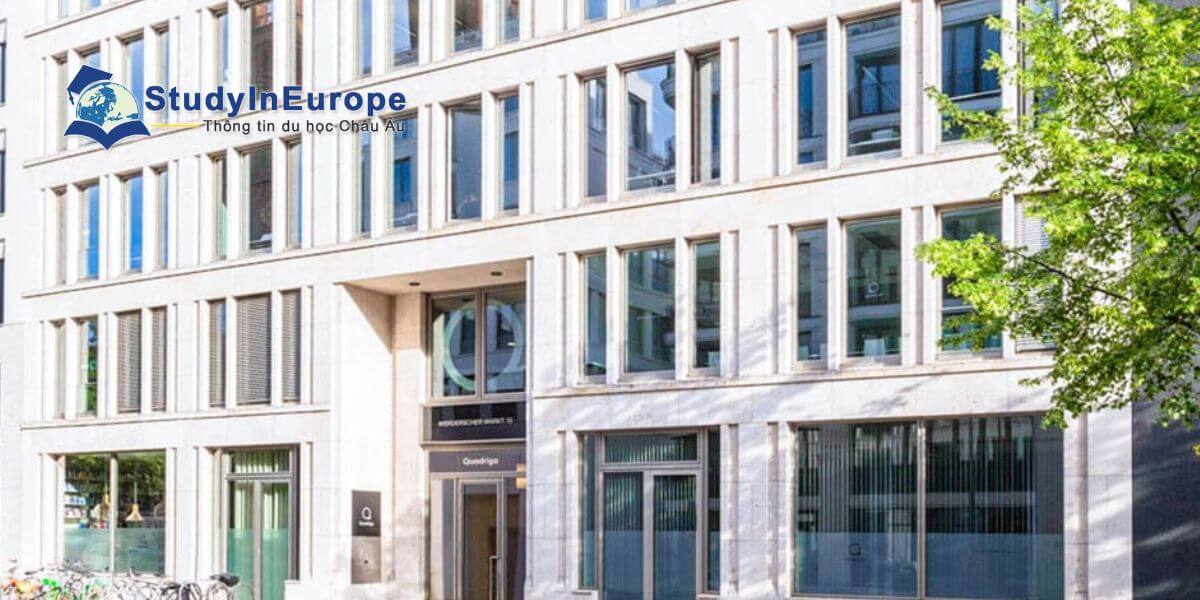 Trường Đại học Quadriga Berlin