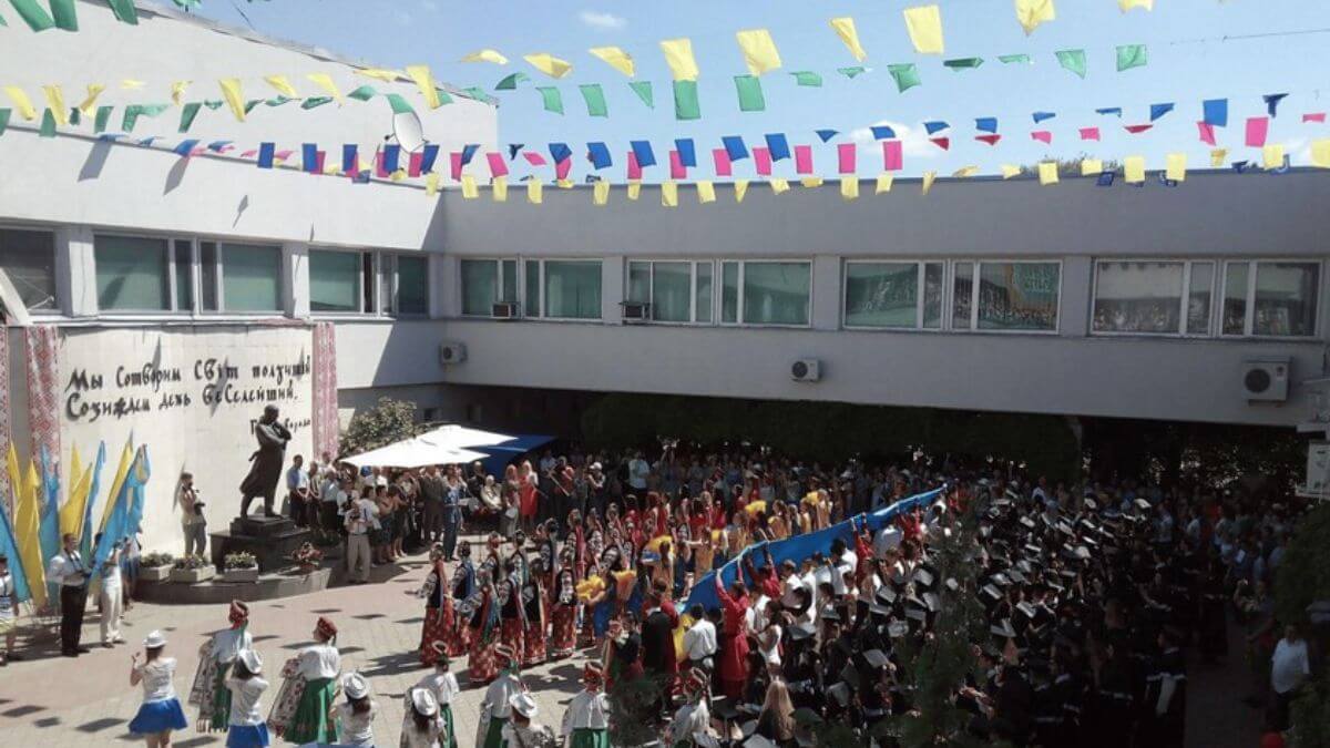 Môi trường học tập năng động tại trường Đại học sư phạm quốc gia H S Skovoroda Kharkiv
