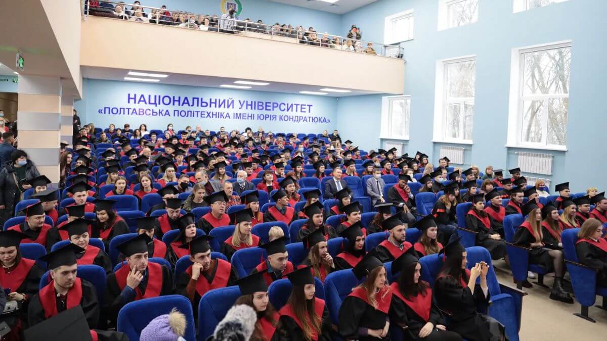 Trường Đại học Bách khoa Yury Kondratyuk Poltava luôn đồng hành cùng sinh viên trên con đường học tập