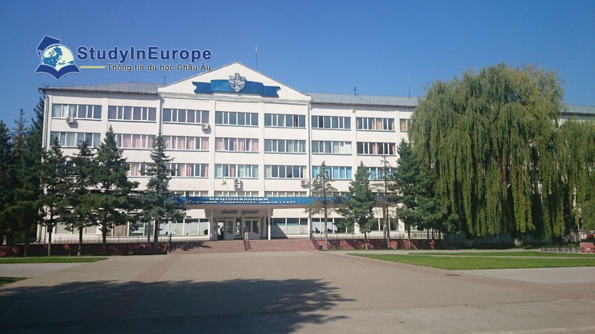 Review Trường Đại học Kỹ thuật Dầu khí Quốc gia Ivano-Frankivsk (Ivano-Frankivsk National Technical University of Oil and Gas)