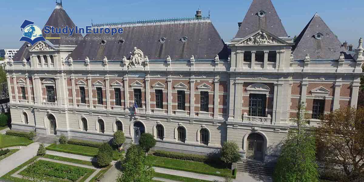 Review Trường Đại học Kỹ thuật dệt may Quốc gia (École Nationale Supérieure des Arts et Industries Textiles)