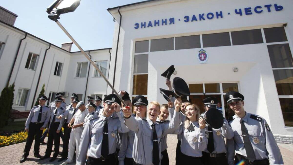 Môi trường học tập thân thiện tại trường Đại học Nội vụ Quốc gia Kharkiv