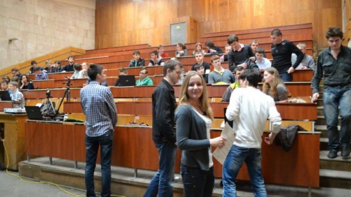 Môi trường học tập tích cực tại trường Đại học Quốc gia Donetsk
