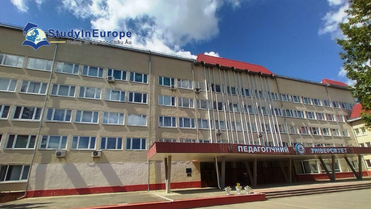 Review Trường Đại học Sư phạm Quốc gia Ternopil Volodymyr Hnatiuk (Ternopil Volodymyr Hnatiuk National Pedagogical University)