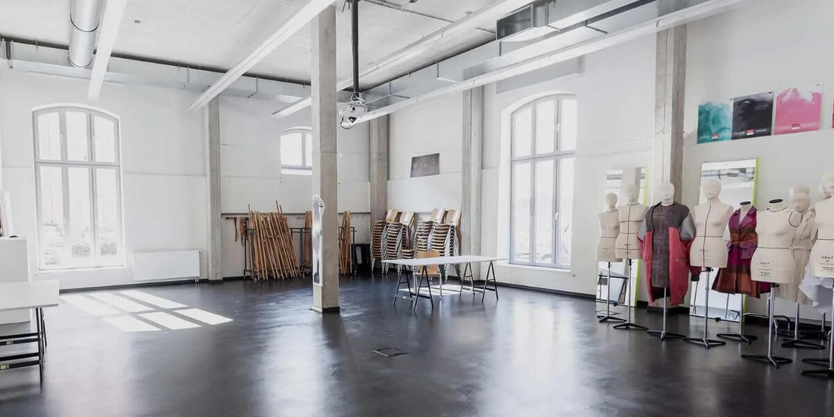 Hệ thống cơ sở vật chất hiện đại tại Học viện Thời trang và Thiết kế AMD