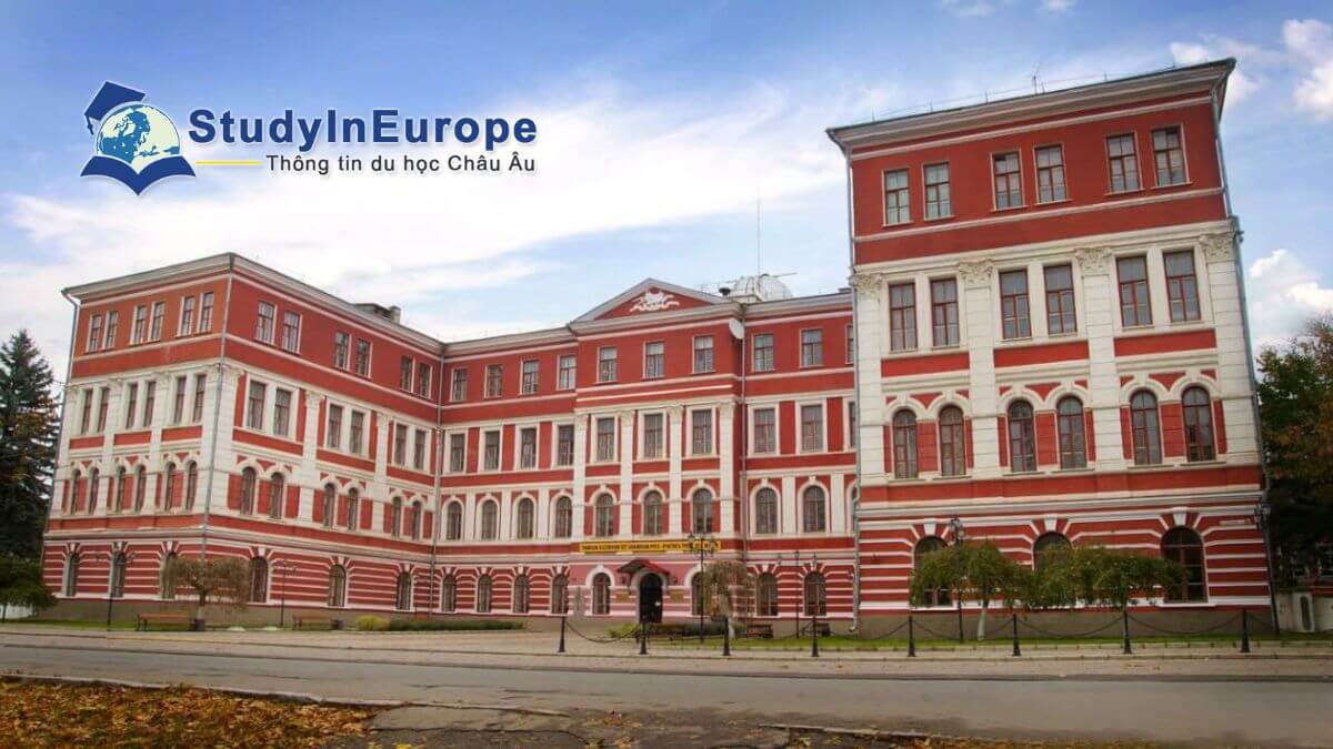 Review Trường Đại học Quốc gia Kamianets-Podilskyi Ivan Ohiienko (Kamianets-Podilskyi Ivan Ohiienko National University)
