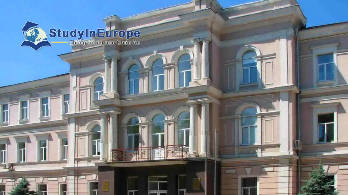 Review Trường Đại học Sư phạm Quốc gia Nam Ukraina (South Ukrainian National Pedagogical University)