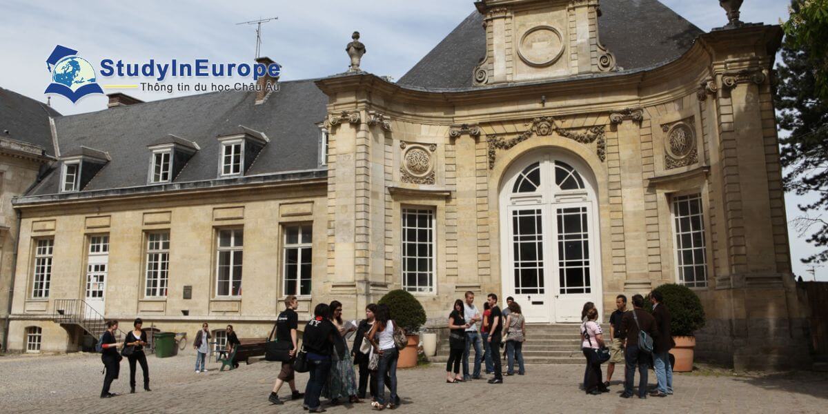Review Trường kinh doanh Amiens (École Supérieure de Commerce d’Amiens)