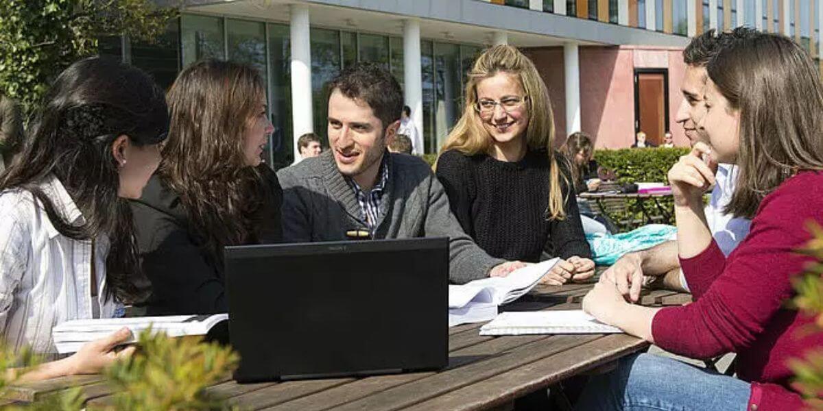 Môi trường học tập thân thiện tại trường Luật Bucerius