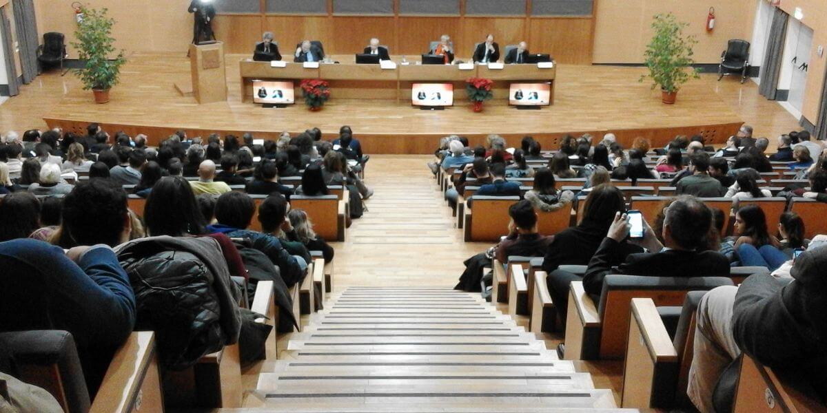 Trường Đại học Magna Graecia Catanzaro luôn đồng hành cùng sinh viên trên con đường học tập