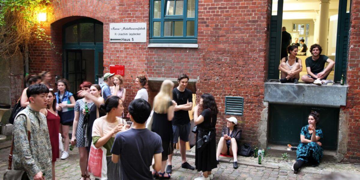 Trường Đại học Mỹ thuật Hamburg luôn chào đón mọi sinh viên đến tham gia học tập