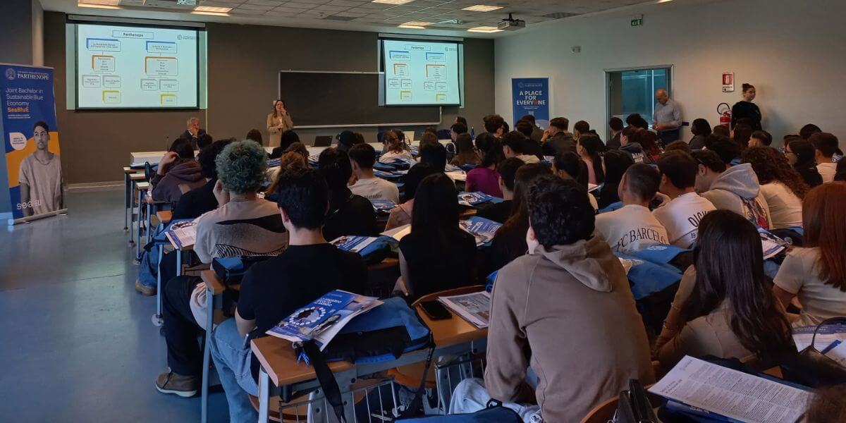 Những hoạt động ngoại khóa tại trường Đại học Naples Parthenope