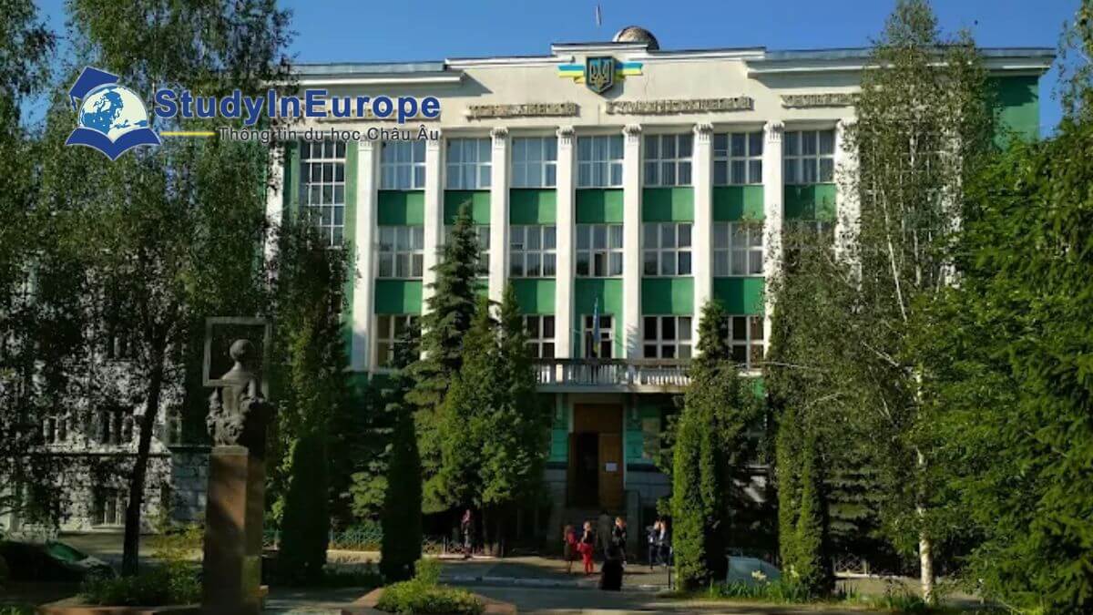 Trường Đại học Nhân văn Rivne