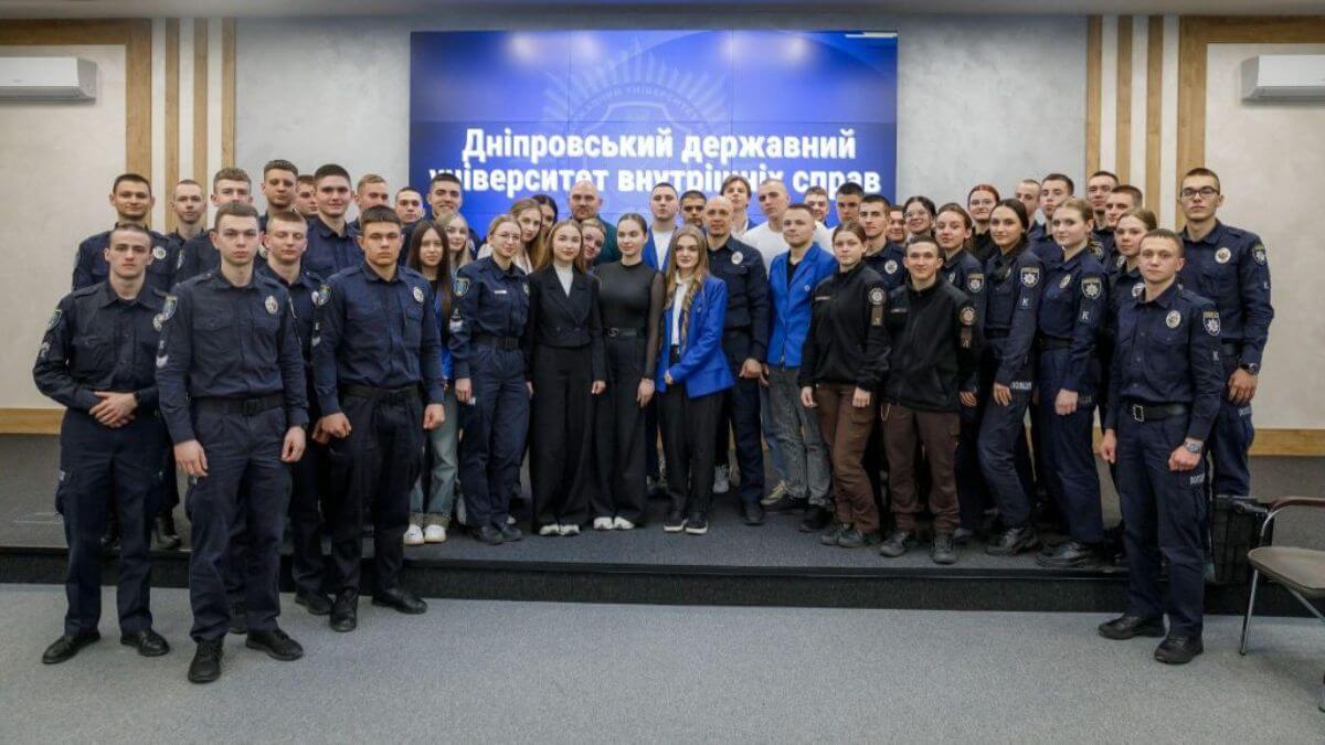 Trường Đại học Nội vụ Dnipropetrovsk sẽ luôn đồng hành cùng sinh viên trên con đường học tập