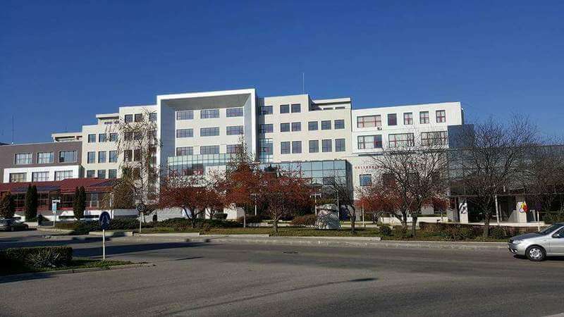 Trường Đại học Pitesti xây dựng hệ thống cơ sở vật chất hiện đại nhằm hỗ trợ sinh viên học tập và nghiên cứu