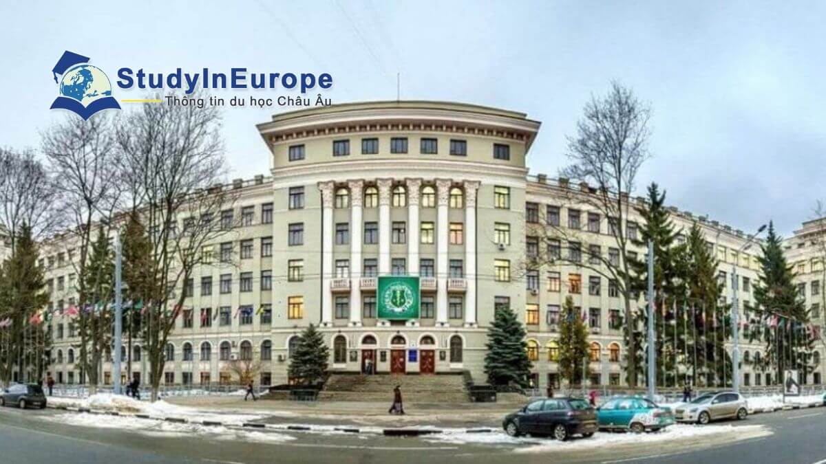 Review Học viện Y khoa Sau đại học Kharkiv (Kharkiv Medical Academy of Postgraduate Education)