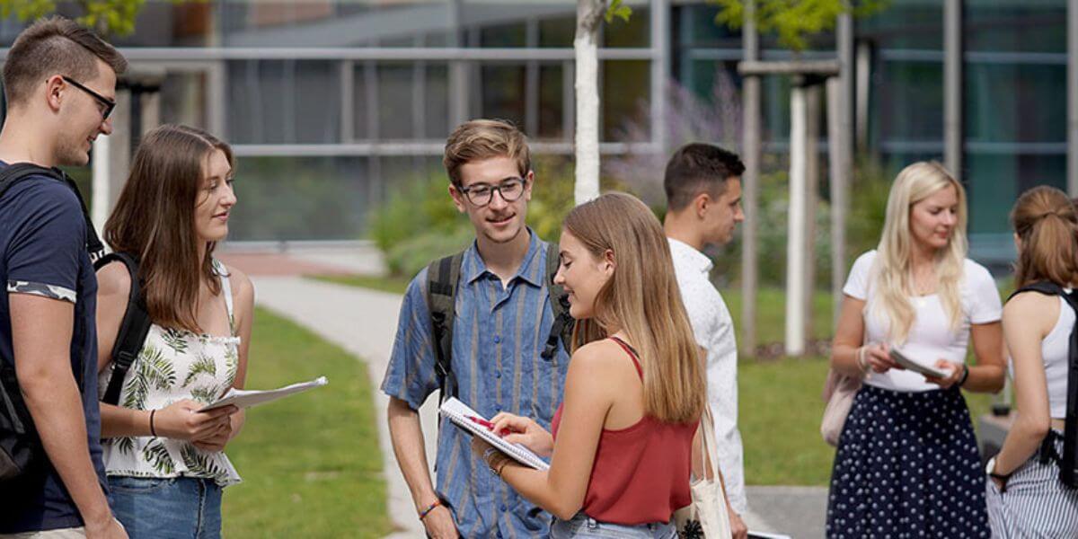 Môi trường học tập năng động tại trường Đại học Khoa học Ứng dụng Wurzburg-Schweinfurt