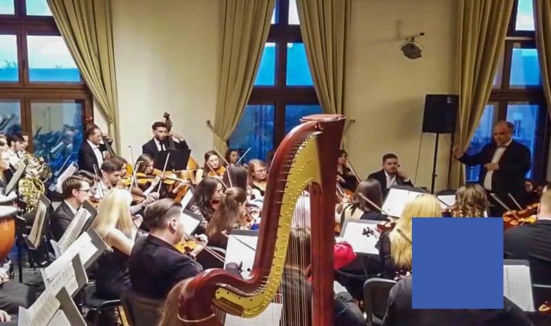 Trường Đại học Nghệ thuật George Enescu Iasi thường mang đến cho sinh viên nhiều hoạt động ngoại khóa thú vị